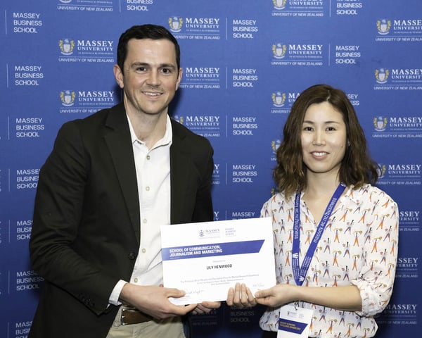 Perceptive's Oliver Allen presenting the The Professor Brian Murphy and Perceptive Prize for Market Research Excellence to 2020 winner, Lily Henwood.